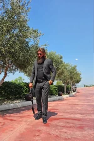 Shkelzen Bushi fotoğraf 3
